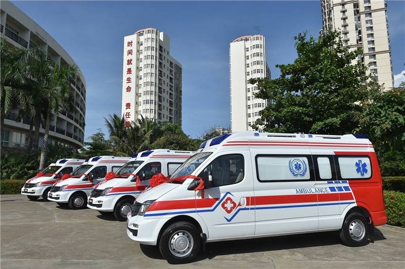 上汽集團、上海煙草集團愛心救護車捐贈活動在海南、青海兩地同時進行
