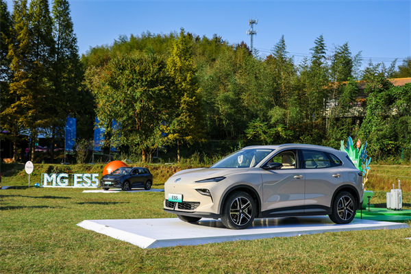 全球高標(biāo)準(zhǔn)純電后驅(qū)SUV MG ES5寵你自在生活，增換購驚喜價9.99萬元起
